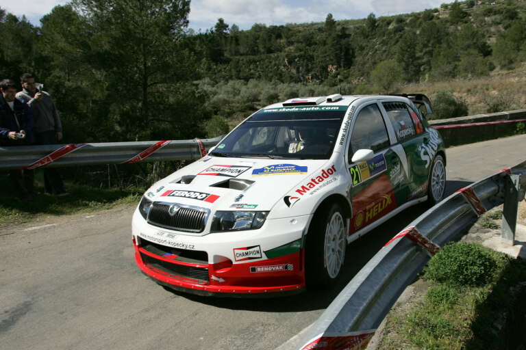 The Fabia WRC achieved fifth place overall at the Rally Catalunya. 2006