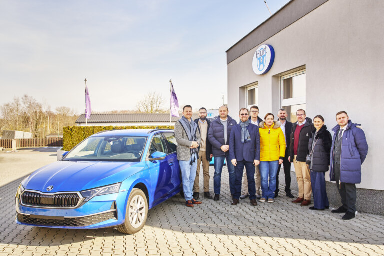 Speciálně upravená Škoda Octavia pro rehabilitaci pacientů centra UNBROKEN