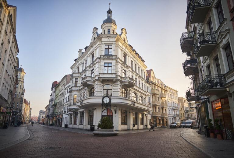 dst8626_40e40028-1920x1298_f8ea342e