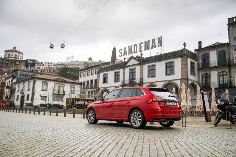 Návštěva ikonického vinařství založeného v roce 1790 může být příjemným zakončením dne