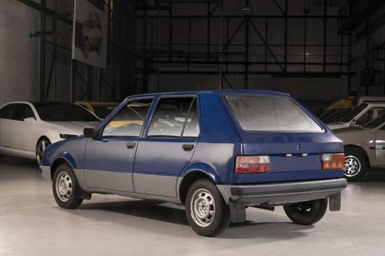 Škoda 781 FV2 (1983)