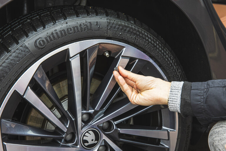 Check the correct tire pressure even when the weather changes. As temperatures drop or rise, tire pressure also changes and needs to be adjusted accordingly.