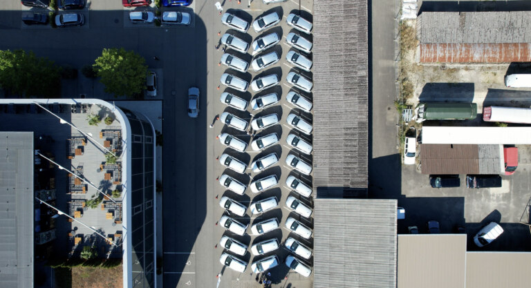 Úpravy vozů na míru zákazníkům se ovšem netýkají jen bezpečnostních složek. Škoda nabízí možnosti přizpůsobení i běžným fleetovým klientům.