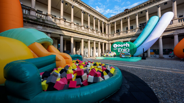 Modelling clay, yoga, simply Epiq! Škoda returns to Milan