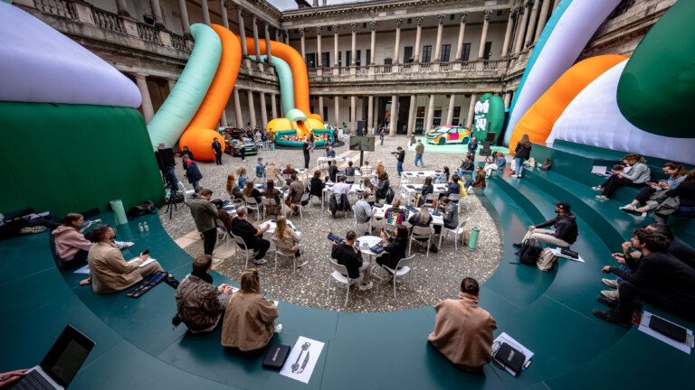 Modelling clay, yoga, simply Epiq! Škoda returns to Milan