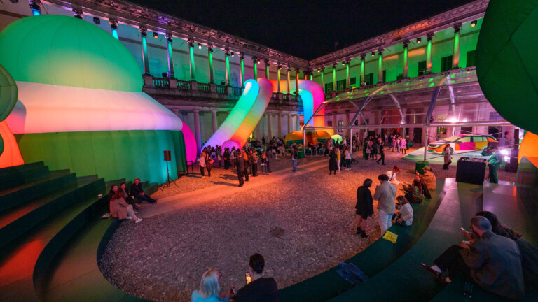 Modelling clay, yoga, simply Epiq! Škoda returns to Milan