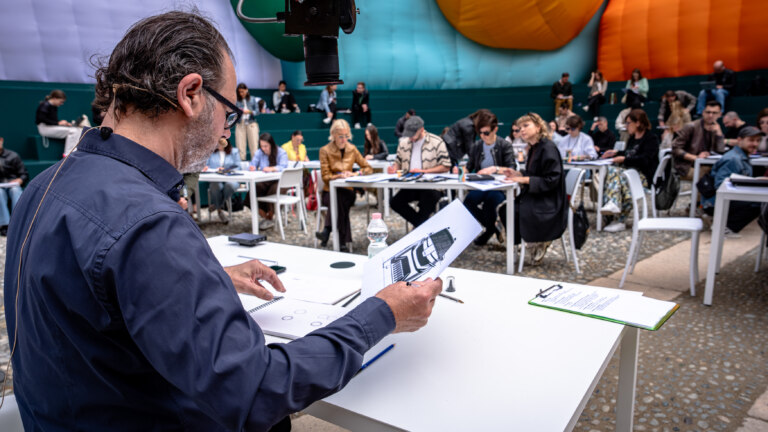 Installationen, Yoga, Epiq! Škoda in Mailand