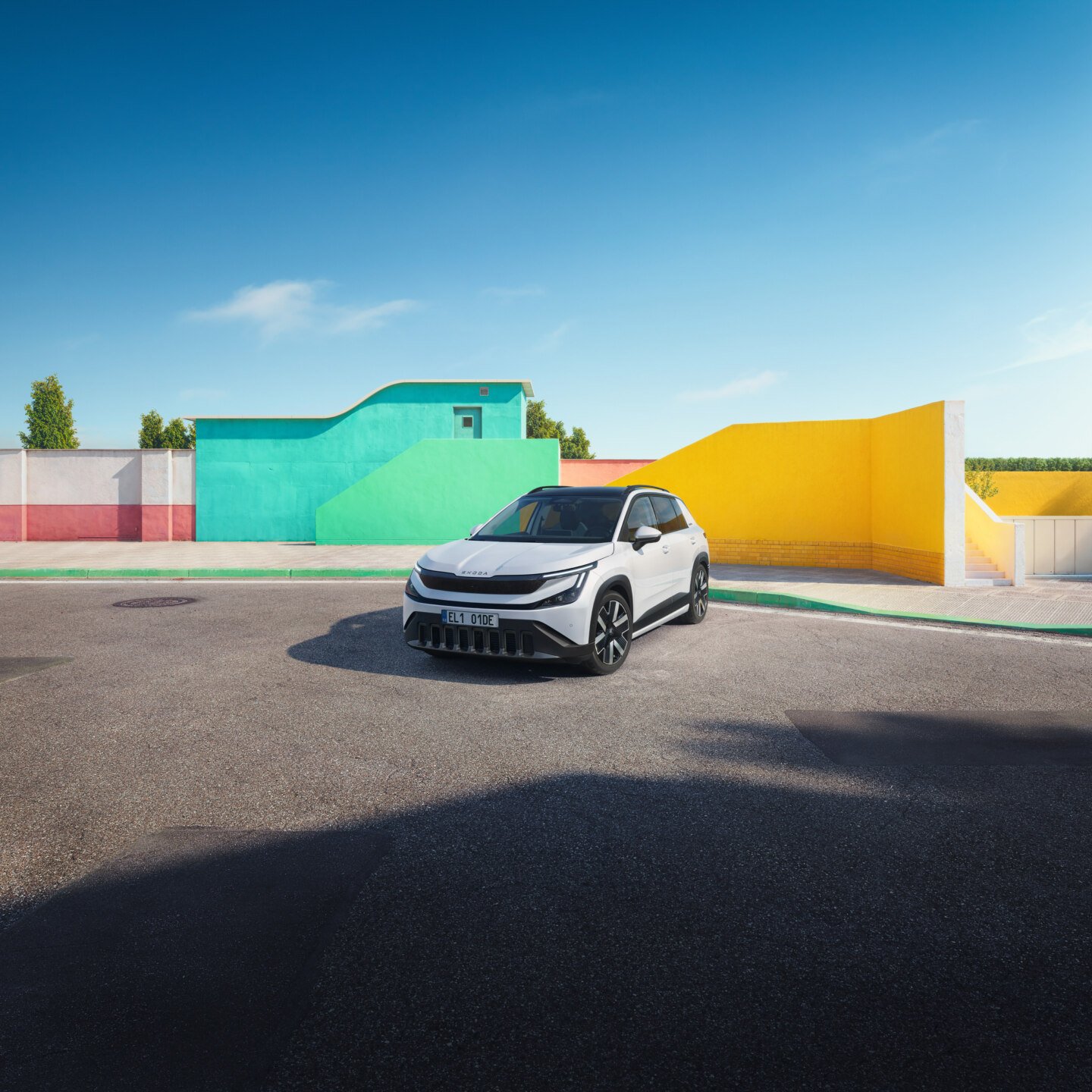 Exterior: the first Škoda production model to fully incorporate<br>the Modern Solid design language