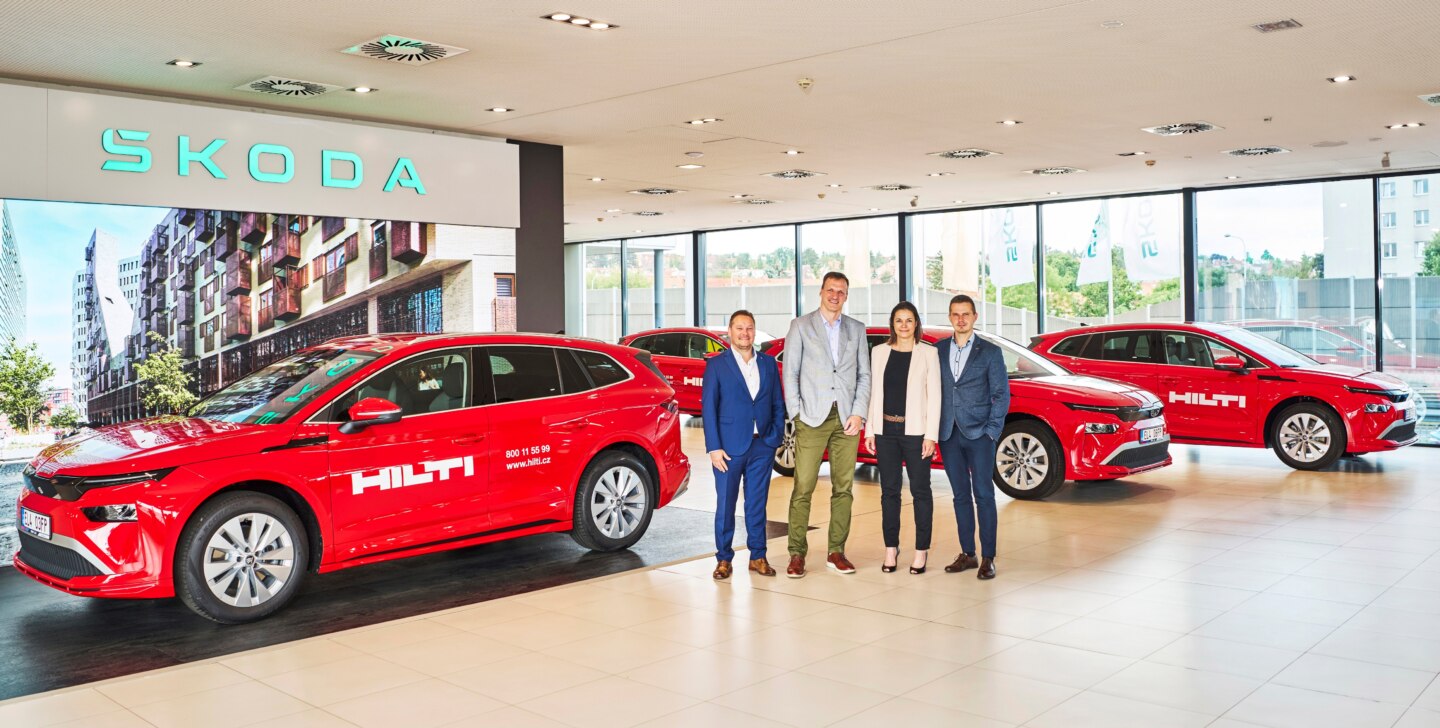 Škoda Auto předala flotilu plně elektrických vozů Enyaq společnosti Hilti ČR