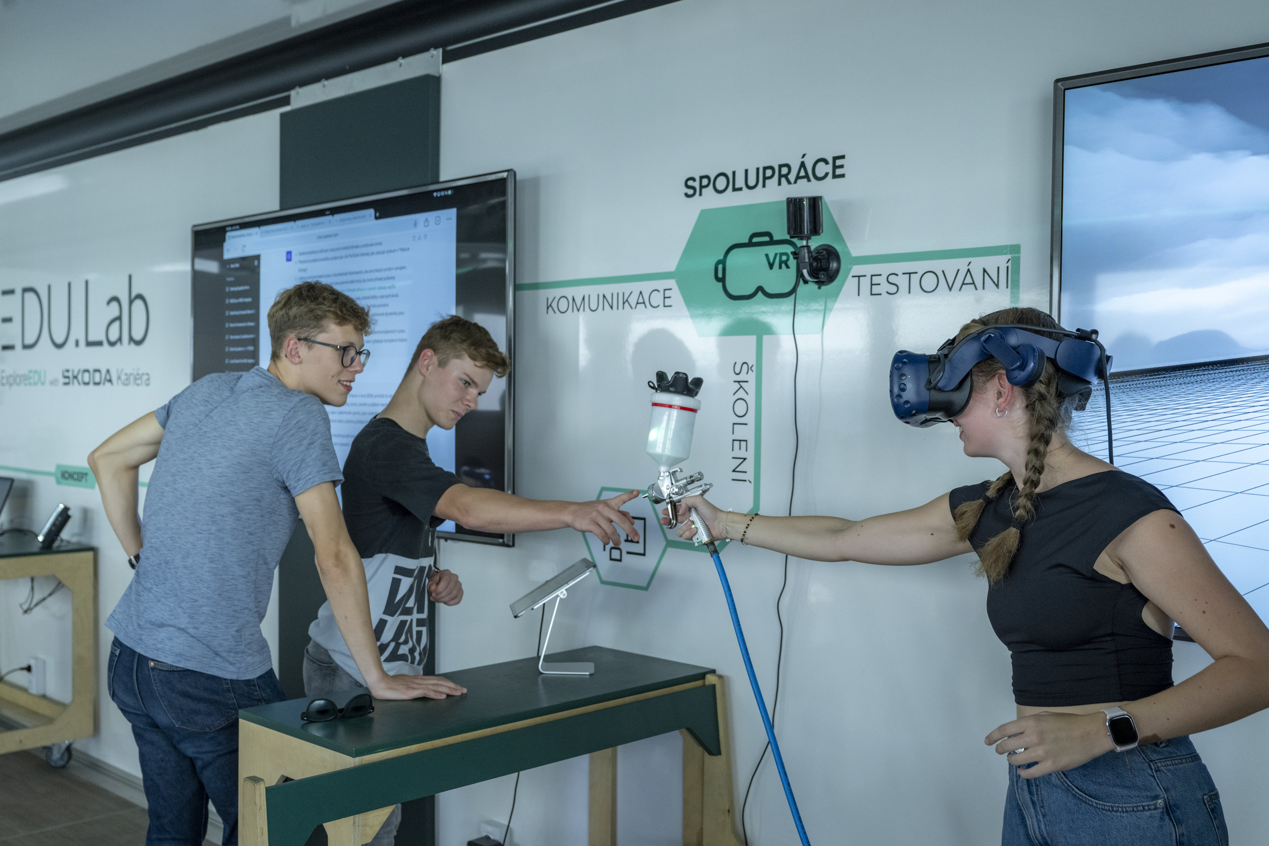 edu-lab_b95fa8aa