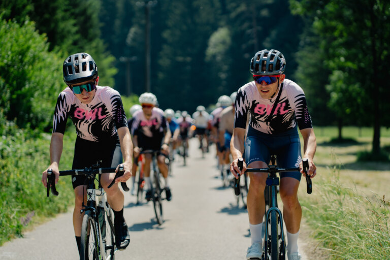 Na bicykli je Slovensko ešte krajšie. Cyklotrasa z knihy BODKi odštartovala spoločnou jazdou letnú cyklistickú sezónu