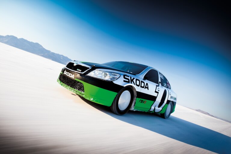 Jak se Škoda Octavia rozjela na 365 km/h