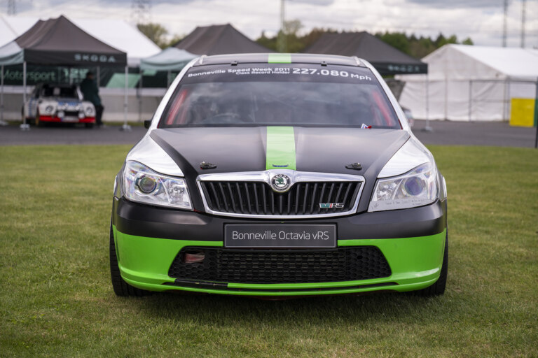 Octavia Bonneville na akci Sosnová Classic. V současnosti odpočívá v muzeu Škoda.