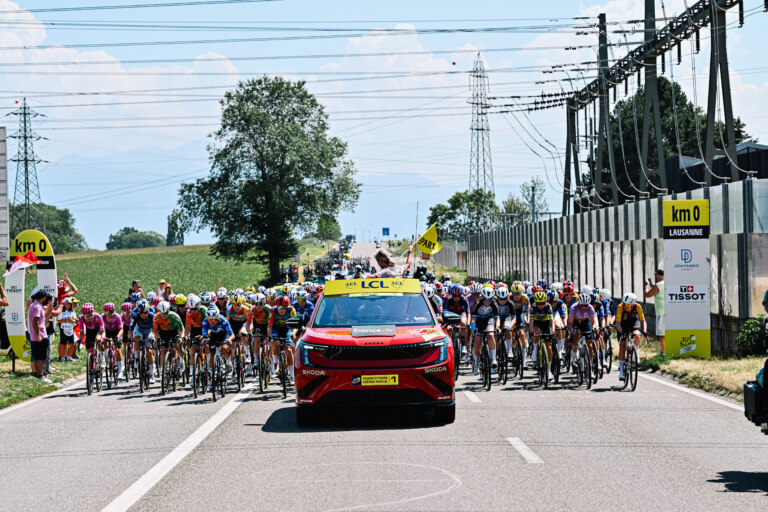 Demi Vollering receives Škoda Design trophy after winning Tour de France Femmes avec Zwift points classification