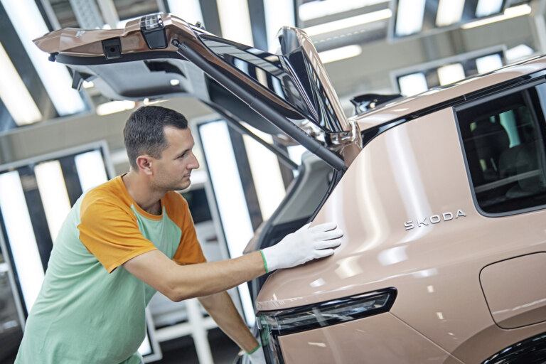 Peaq enters production, sharing the line with the Octavia