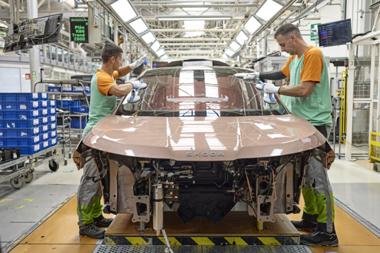 Peaq enters production, sharing the line with the Octavia