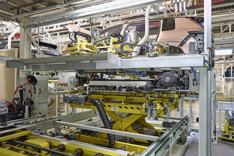 Peaq enters production, sharing the line with the Octavia