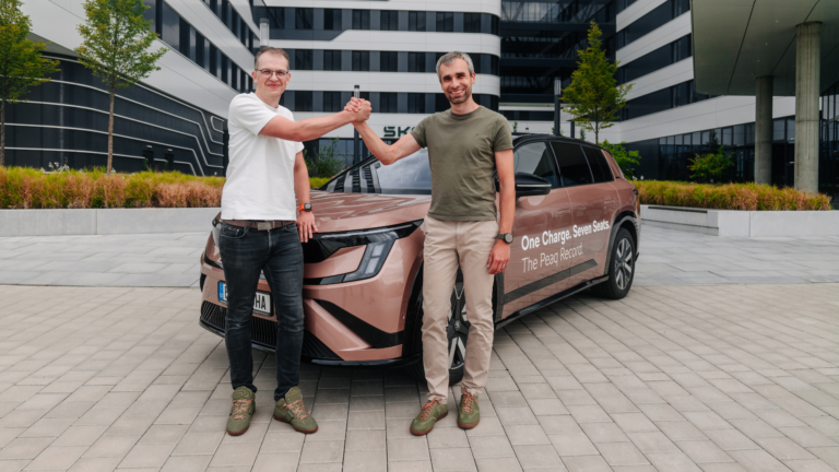 The crew: Jakub Krs (left) and Marek Jež (right).