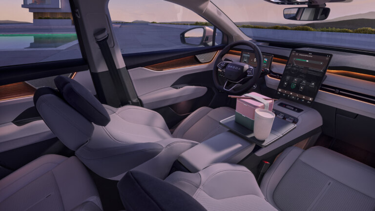 Spacious, comfortable, and striking. Five reasons to want the Škoda Peaq