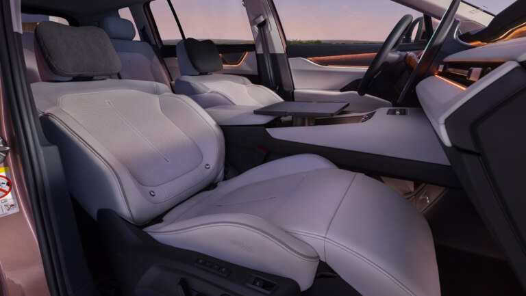 Spacious, comfortable, and striking. Five reasons to want the Škoda Peaq