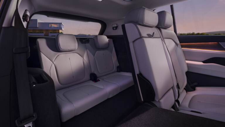 Spacious, comfortable, and striking. Five reasons to want the Škoda Peaq