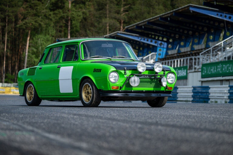 What was racing like half a century ago? Škoda 120 S Rallye Delights a champion