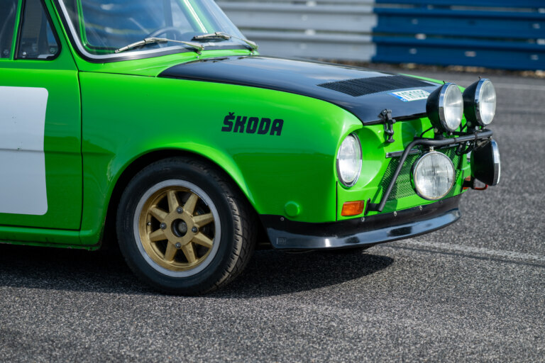 What was racing like half a century ago? Škoda 120 S Rallye Delights a champion
