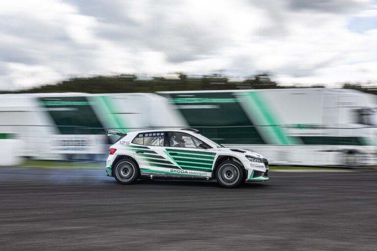 What was racing like half a century ago? Škoda 120 S Rallye Delights a champion