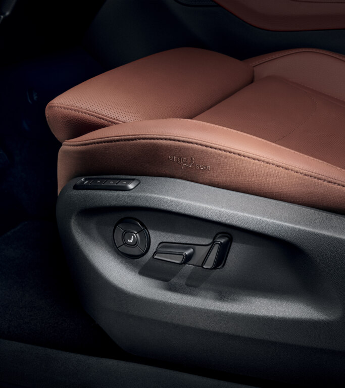 Top ergonomická přední sedadla modelu Kodiaq s výbavou Exclusive Selection.