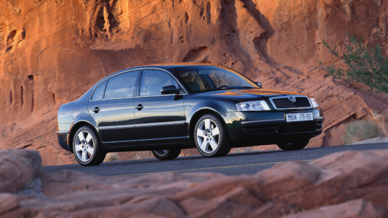 King of space and long-distance travel: Škoda Superb celebrates 25 years