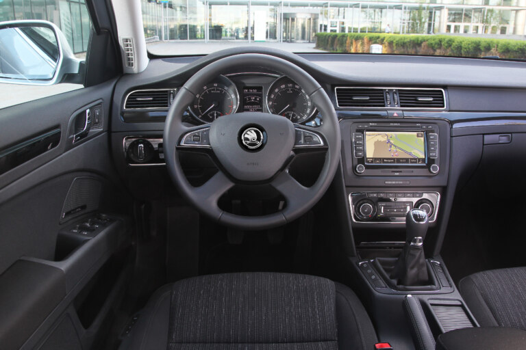 King of space and long-distance travel: Škoda Superb celebrates 25 years