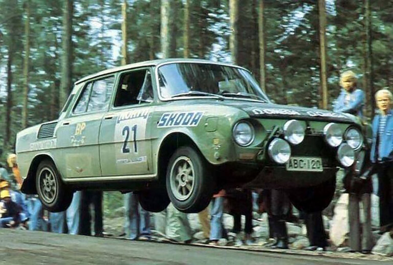 Škoda 120 S